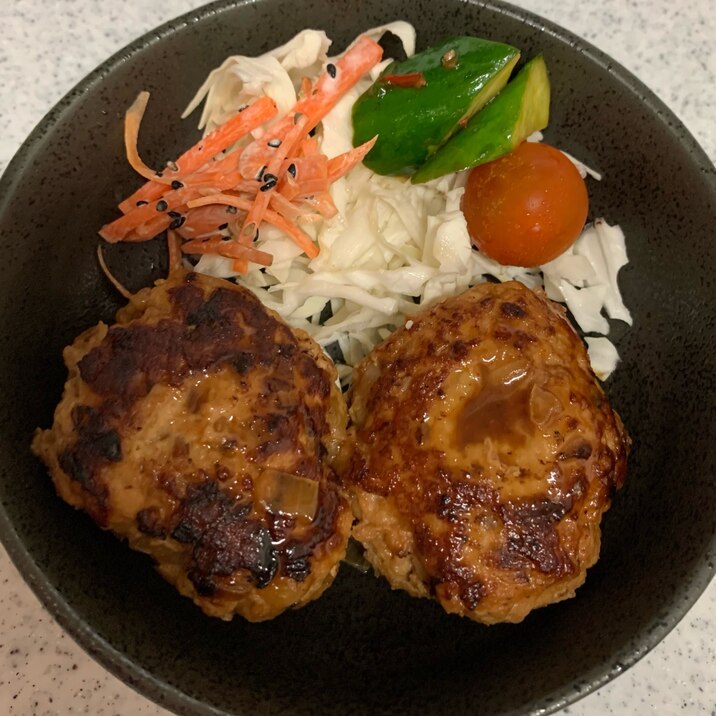 鶏ひき肉の和風ハンバーグ レシピ 作り方 By ちゅみちゃん1234 楽天レシピ 鶏ひき肉の和風ハンバーグ レシピ 作り方 By ちゅみちゃん1234 楽天レシピ